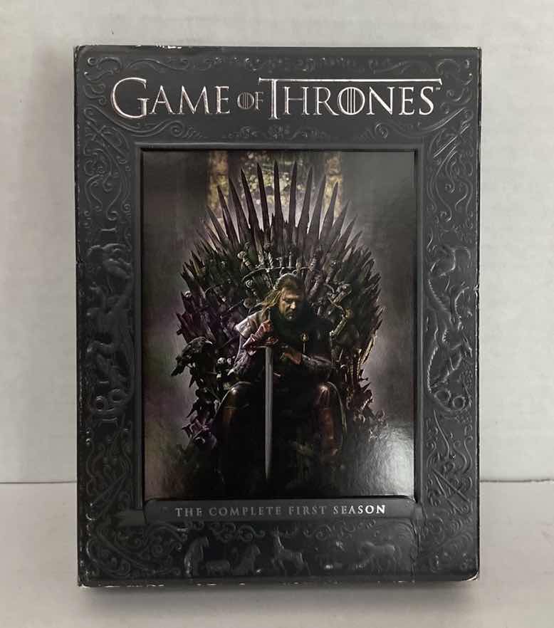 Photo 1 of GAME OF THRONES THE COMPLETE FIRST SEASON