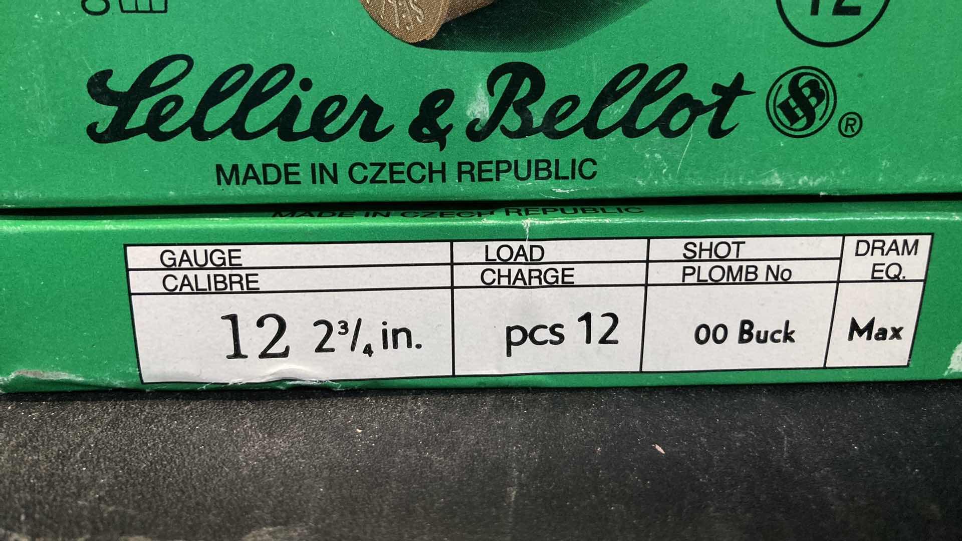 Photo 2 of SELLIER & BELLOT 12 GAUGE BUCKSHOT AMMO (20)