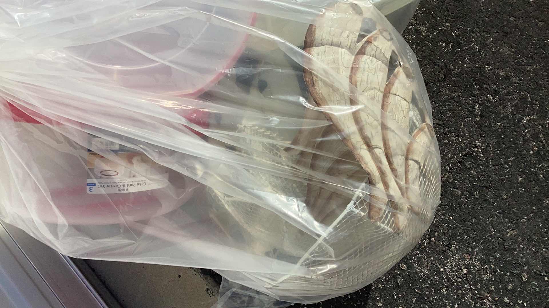 Photo 2 of LARGE BAG FULL OF ASSORTED LARGE KITCHEN BOWLS