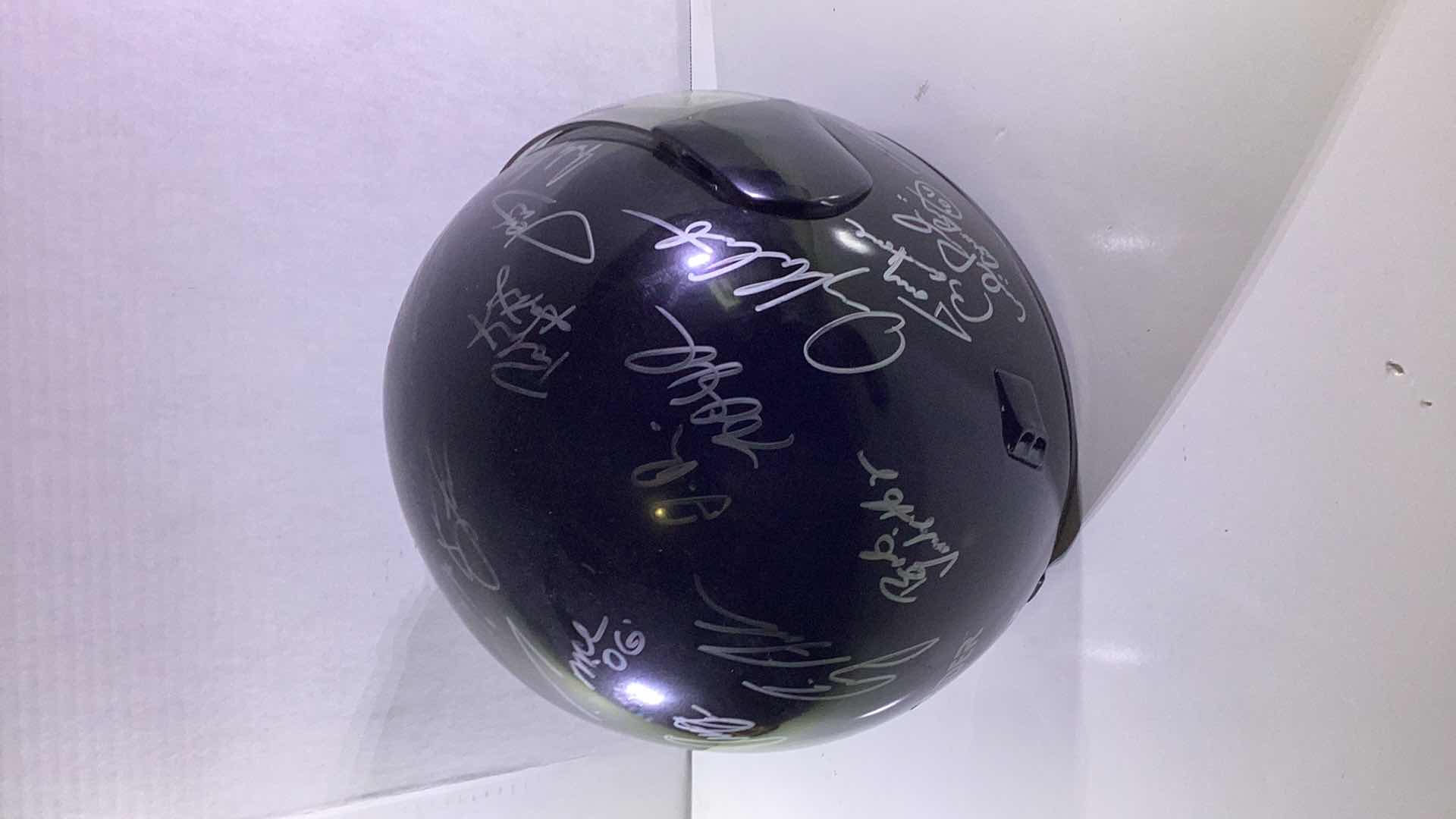 Photo 3 of AUTOGRAPHED MOTORCYCLE HELMET