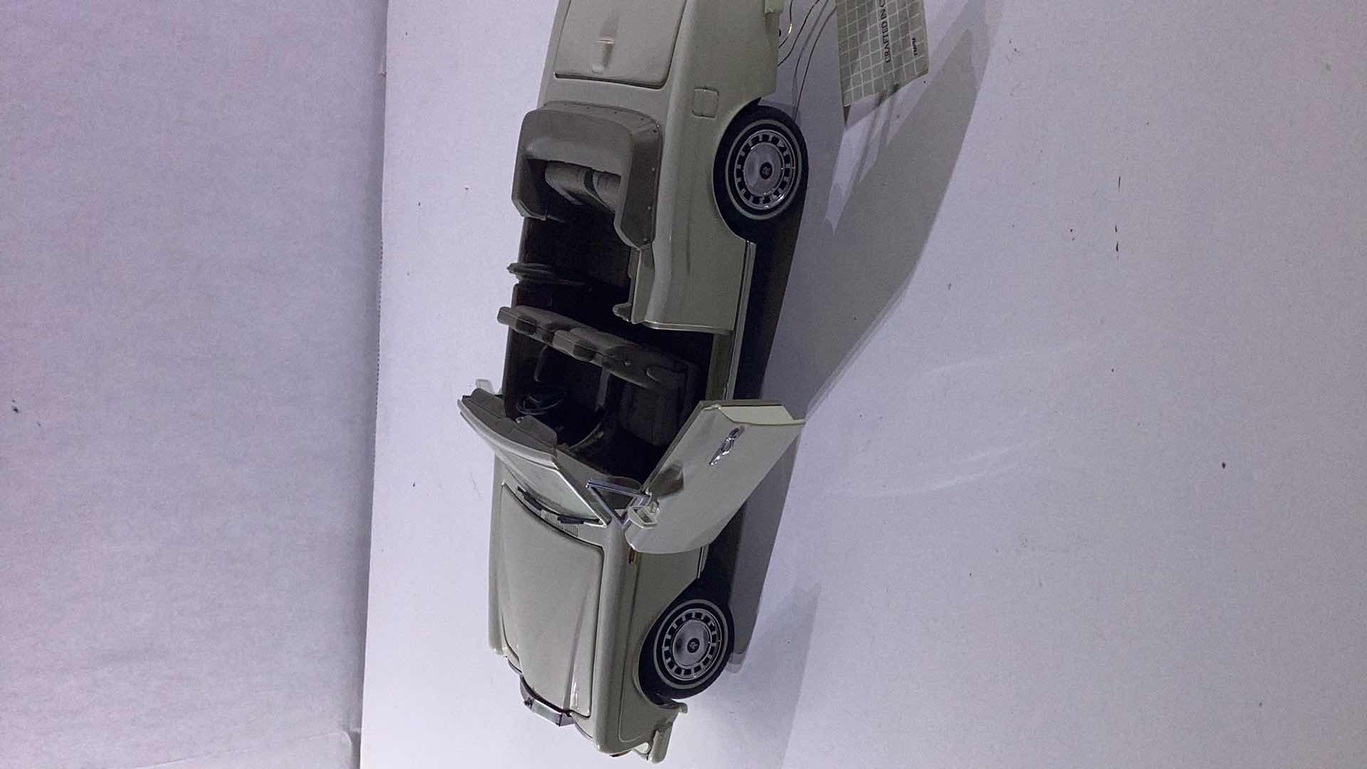 Photo 2 of METAL DIE CAST 1992 ROLLS ROYCE PHANTOM CORNICHE IV