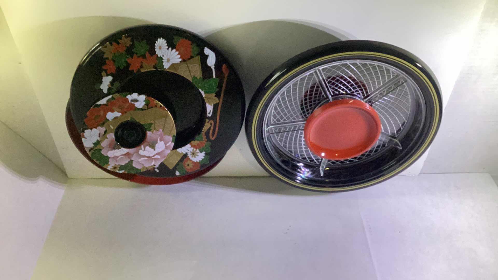 Photo 2 of JAPANESE FOOD SERVICE SET