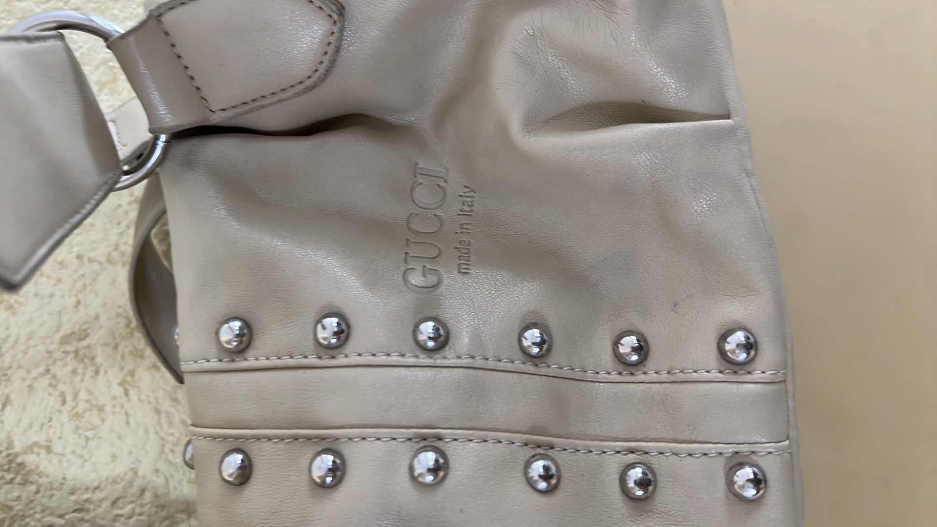 Photo 3 of GUCCI LABEL BEIGE LEATHER LADIES HANDBAG (NOT AUTHENTIC)