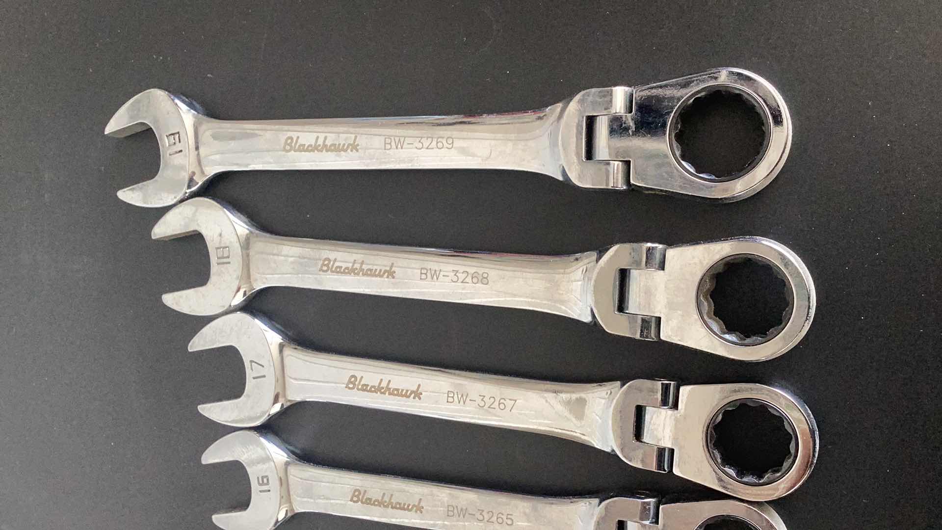 Photo 2 of BLACHAWK WRENCH SET METRIC