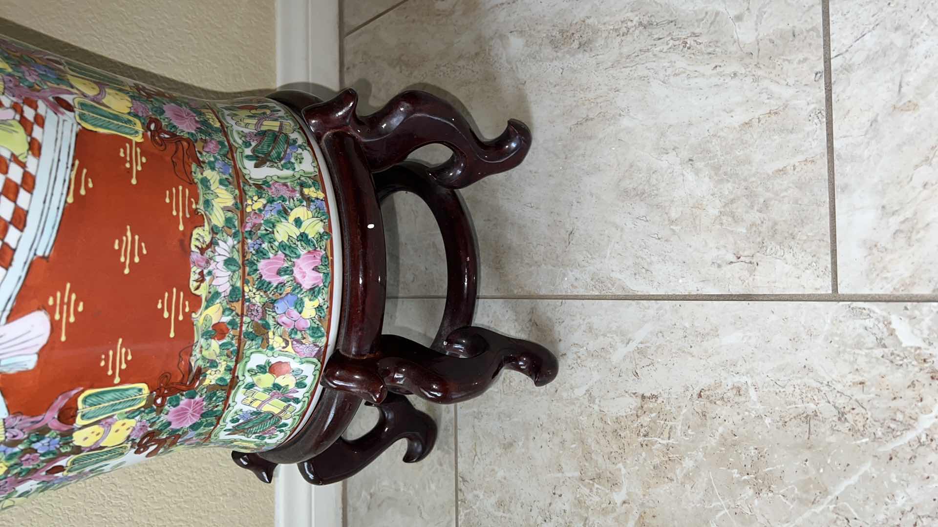 Photo 4 of CHINESE ROSE MEDALLION PORCELAIN COVERED URN ON WOOD STAND H32" D12"