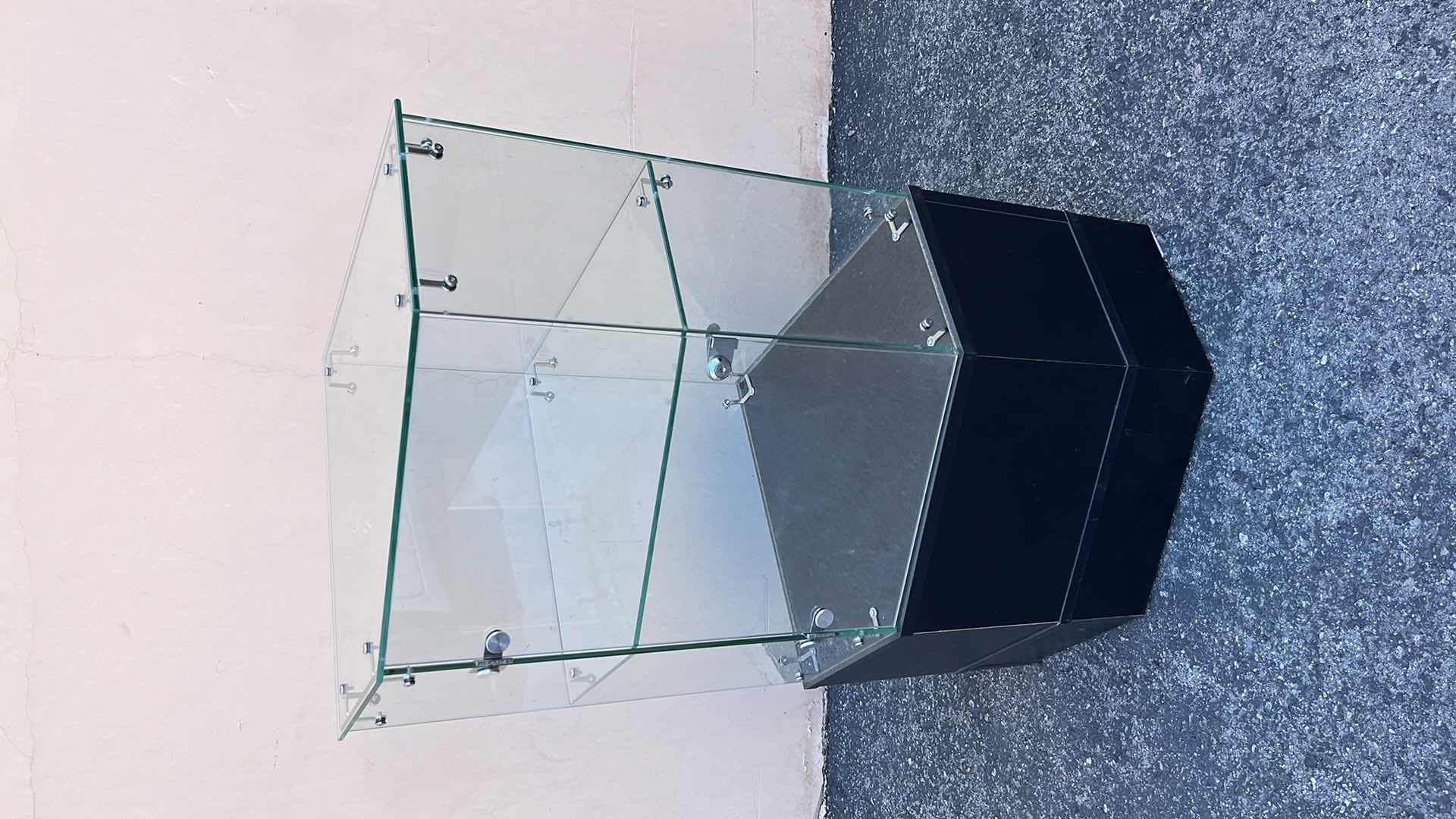 Photo 2 of CORNER GLASS DISPLAY CASE 18” X 18” H38.25” (1)