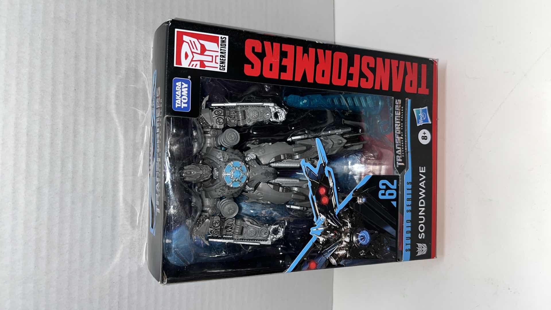 Photo 1 of $30.00  NIB HASBRO TAKARA TOMY, THE TRANSFORMERS THE MOVIE STUDIO SERIES ACTION FIGURE, SOUNDWAVE #62 (1)