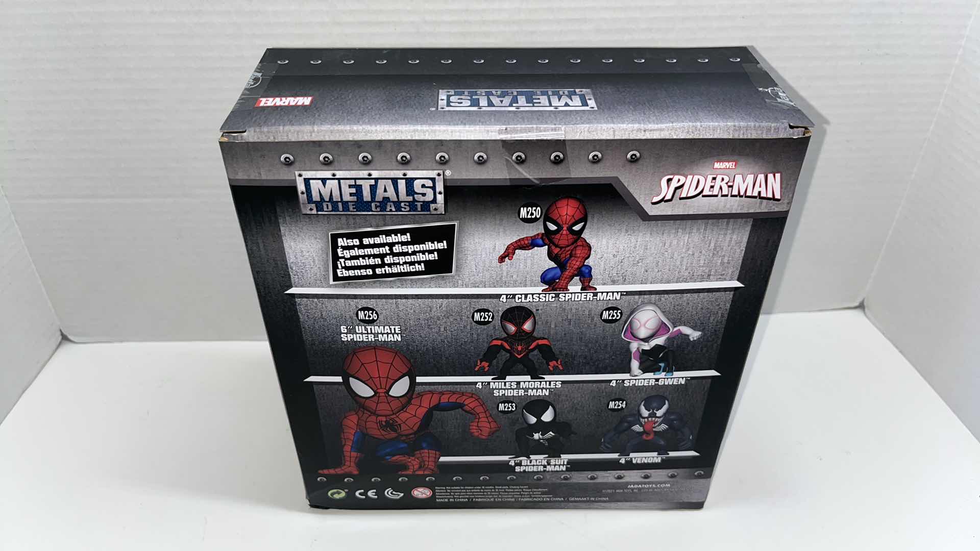 Photo 3 of $20.00  NIB MARVEL/JADA METALS DIE CAST ULTIMATE SPIDER-MAN #M256 (1)