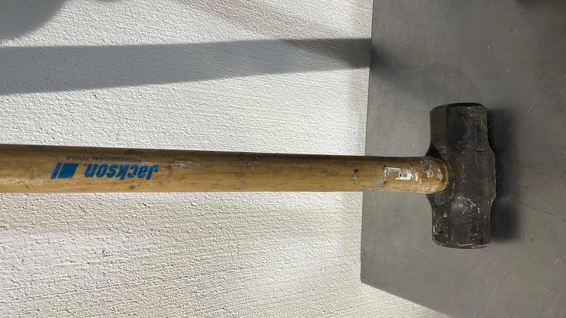 Photo 6 of 2-8LBS SLEDGEHAMMERS 1 NEW, 1 USED AS PICTURED