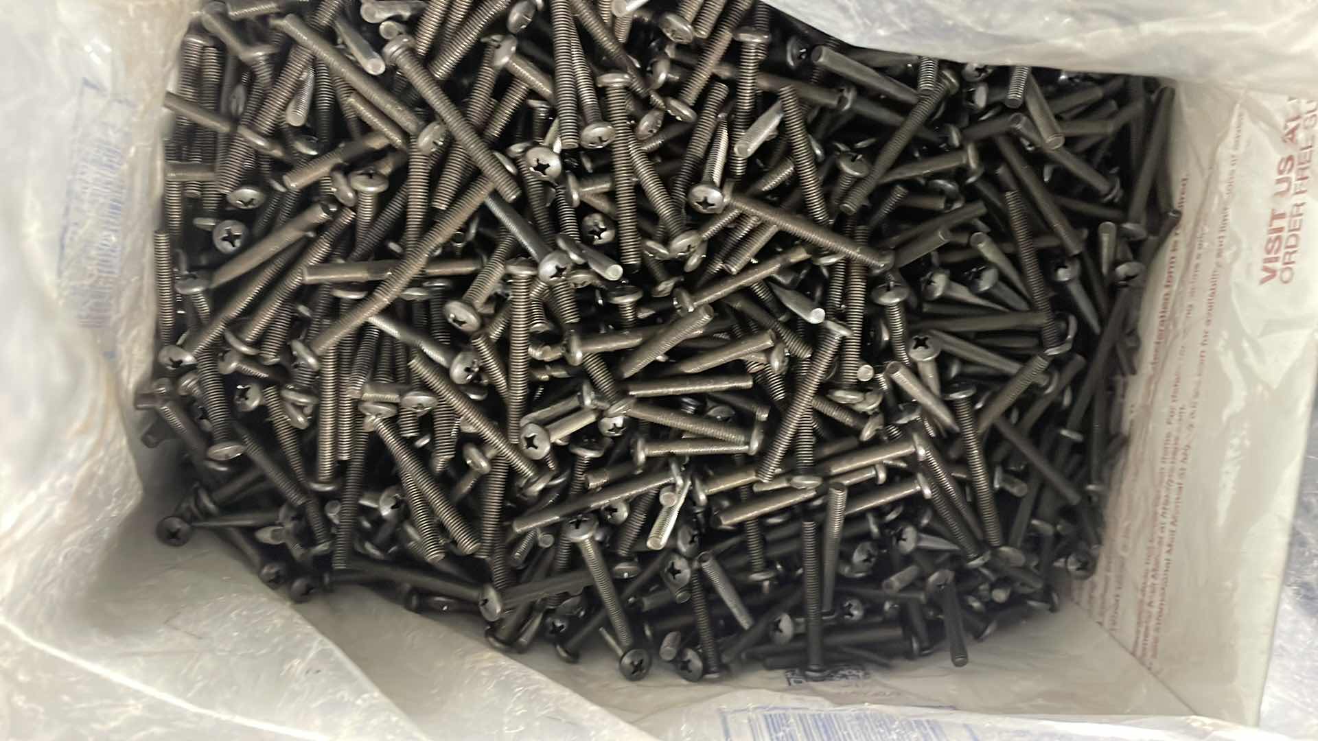 Photo 4 of #10-32 X 1-3/4” MACHINE SCREWS 2300pcs