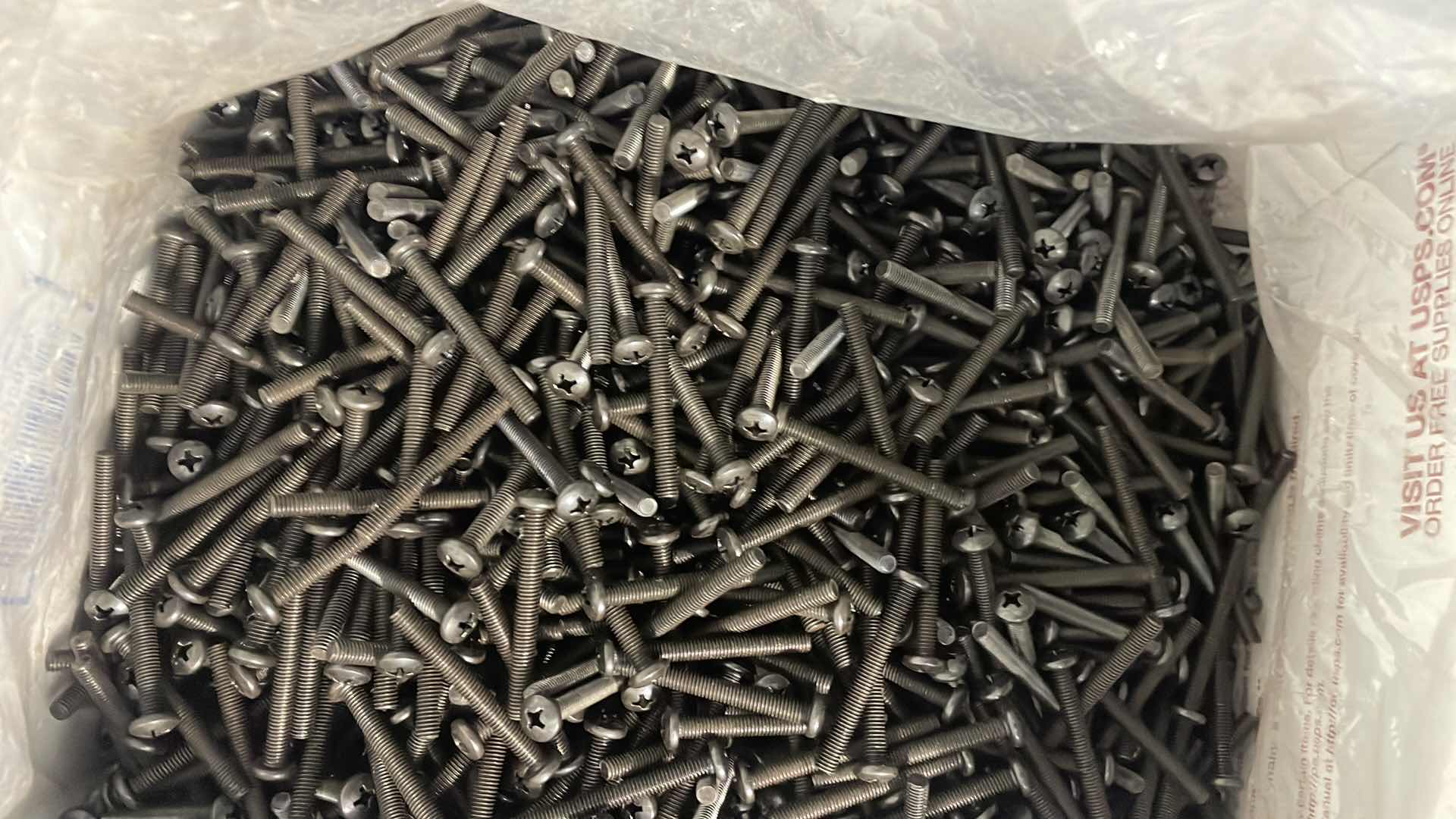 Photo 3 of #10-32 X 1-3/4” MACHINE SCREWS 2300pcs