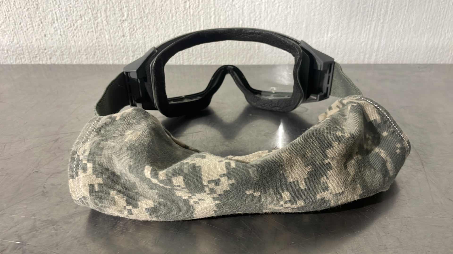 Photo 3 of ESS MILITARY GOGGLES CLEAR LENS