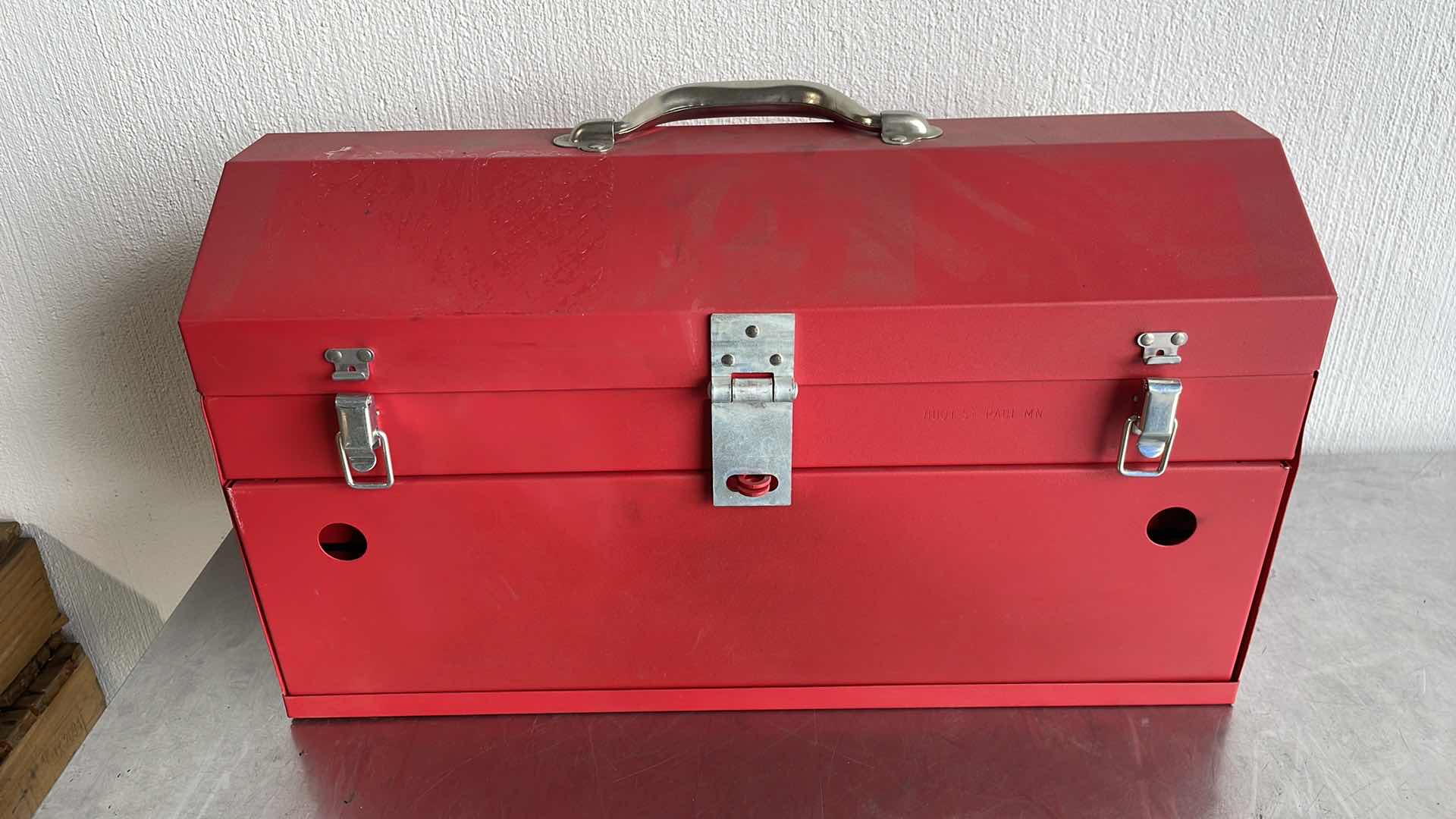 Photo 1 of HUOT TOOL BOX 20” X 9” H12”