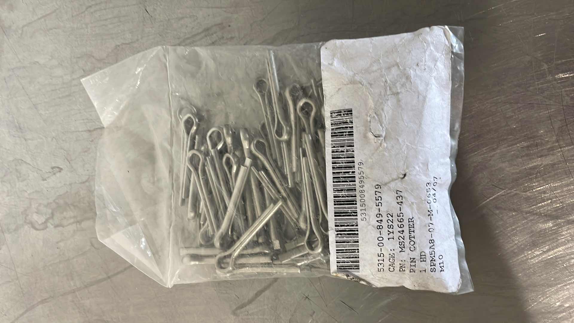 Photo 3 of 5/32" X 1" 304 STAINLESS STEEL COTTER PINS MIL-SPEC MS24665- 437 (500)