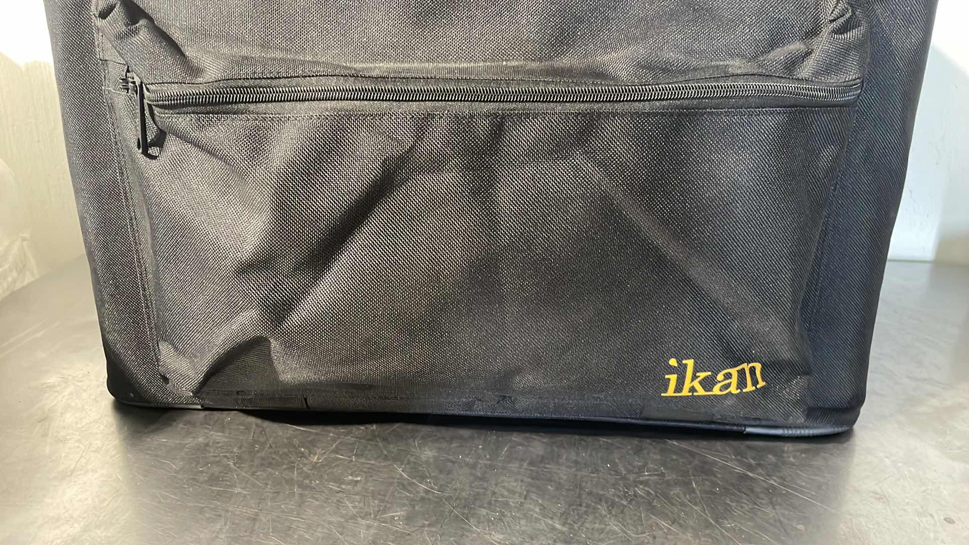 Photo 2 of IKAN SOFT CARRYING CASE 22” X 16” H15”