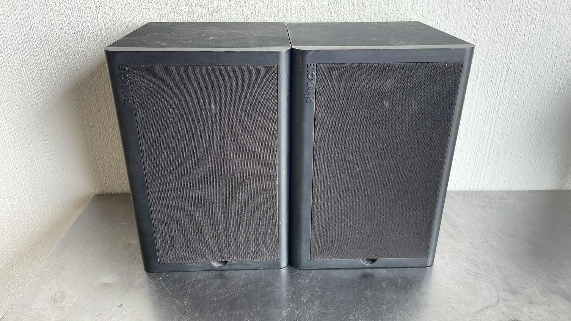 Photo 1 of PINNACLE P6.2P 6.5-INCH 2-WAY FULL RANGE BOOK SHELF SPEAKERS (PAIR)