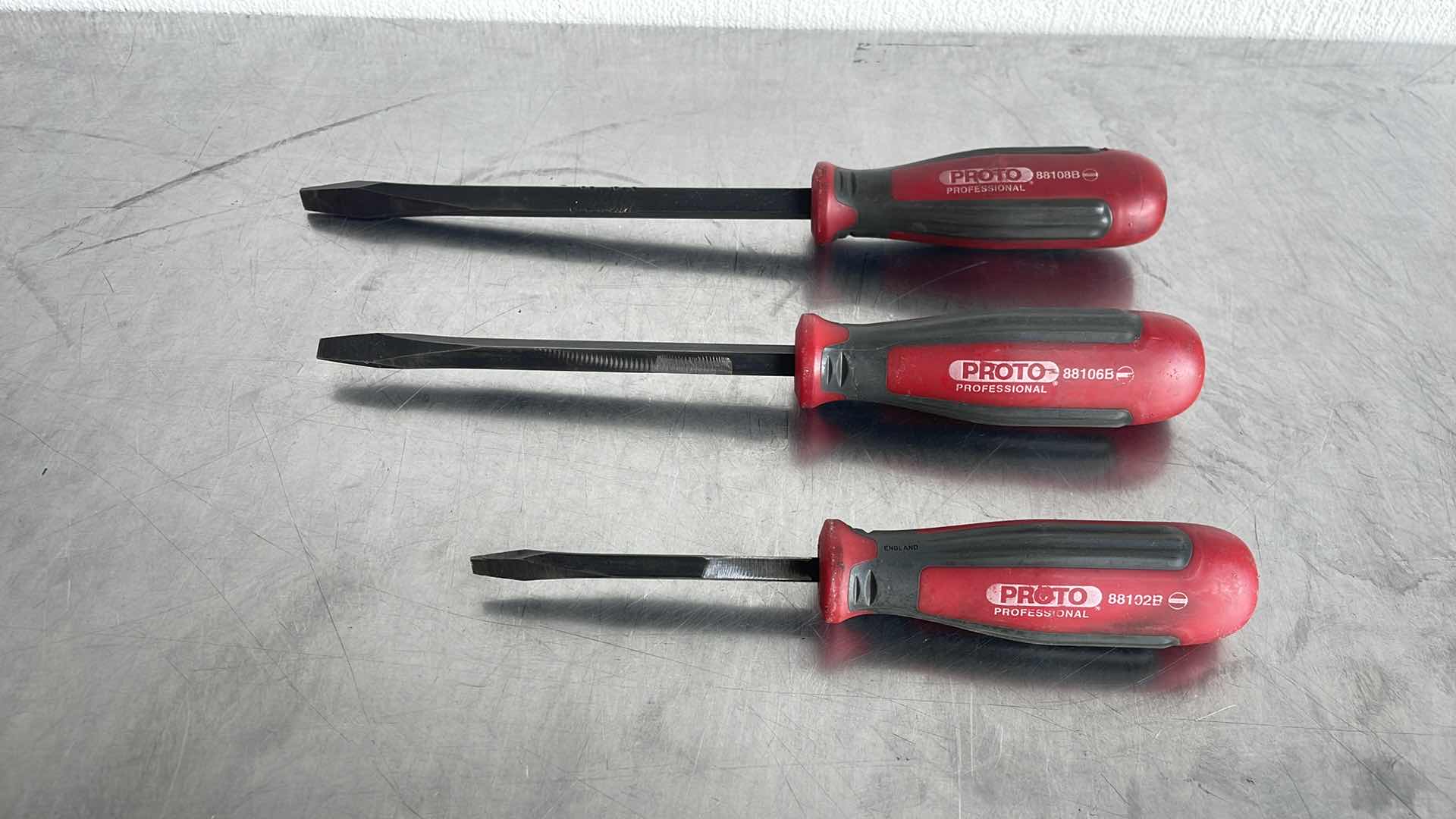 Photo 1 of 3 PC. PROTO 88108B 88106B & 88102B PROTOBLACKT SQUARE SHANK SLOTTED SCREWDRIVERS