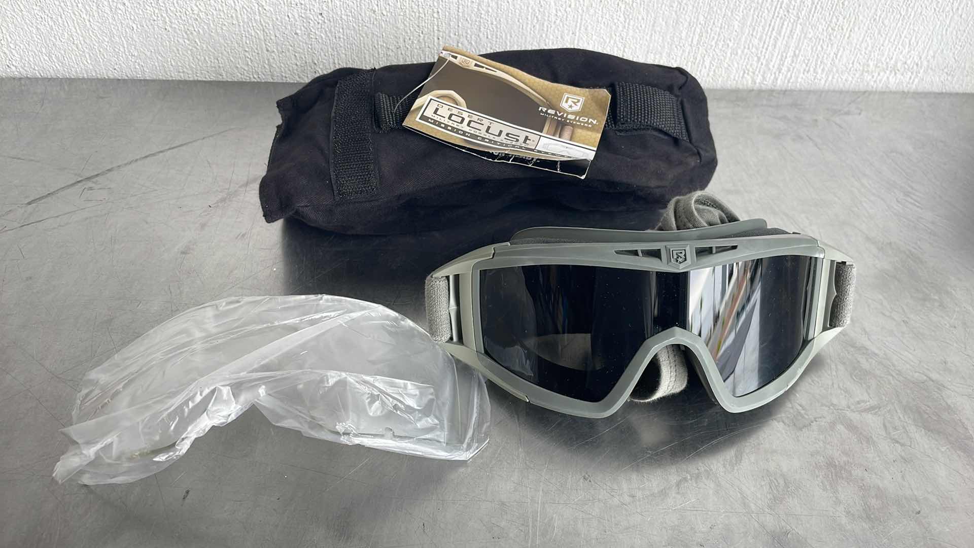 Photo 1 of MILITARY REVISION DESERT LOCUST BALLISTIC SAFETY GOGGLES