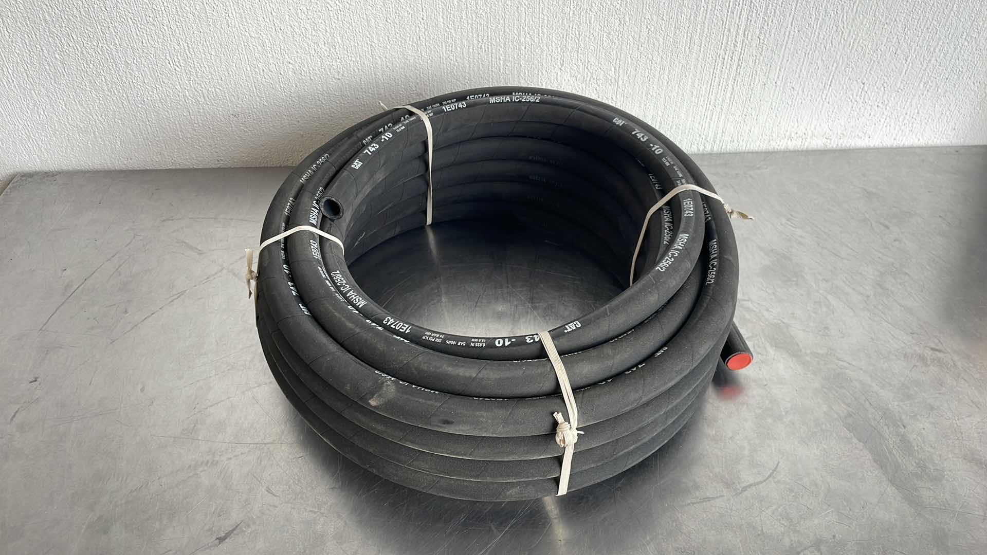 Photo 1 of 5/8” CAT REPLACEMENT HOSE 1E0743 MSHA IC 256/2