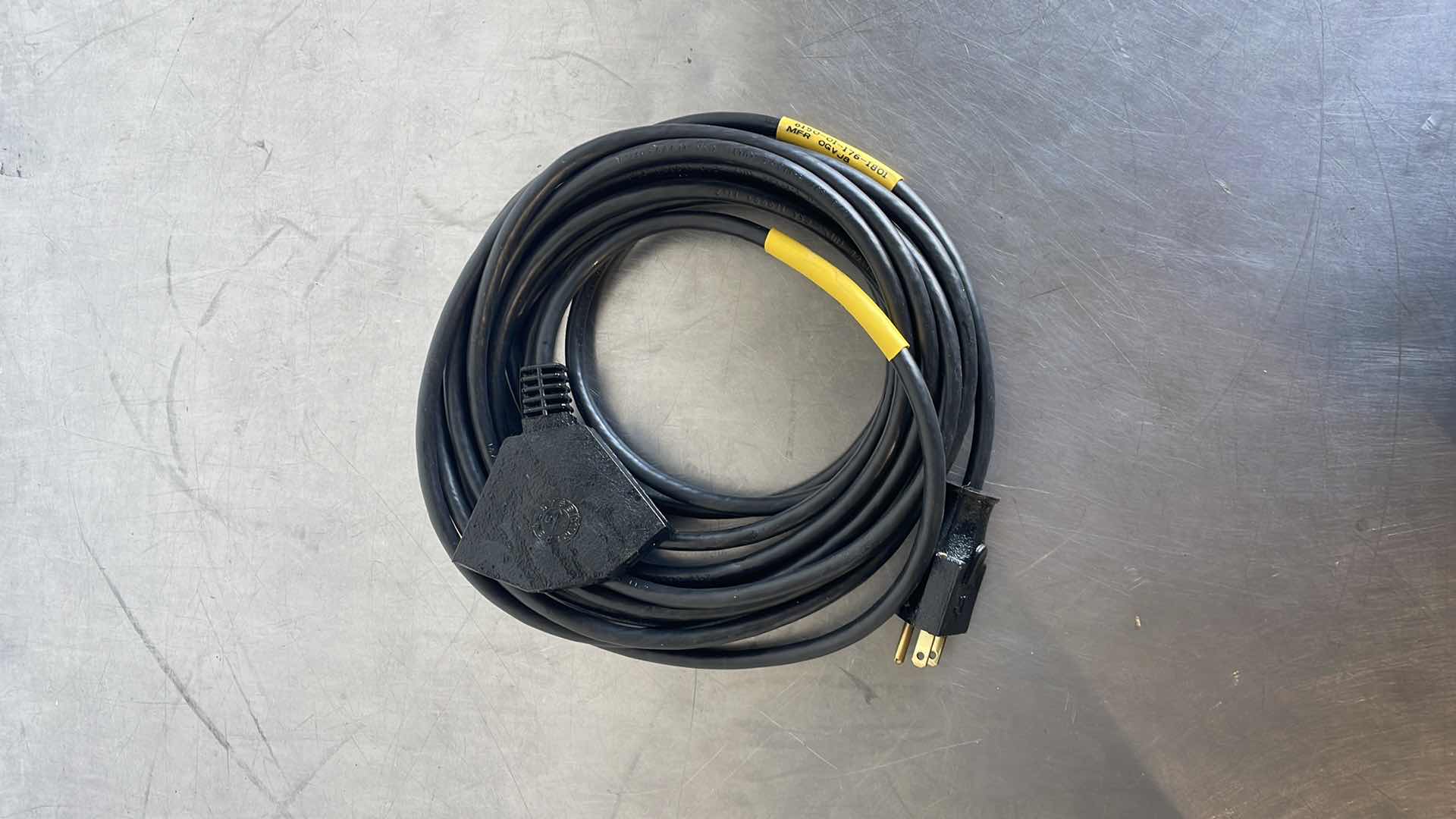 Photo 1 of 25’ TRIPLE TAP EXTENSION CORD