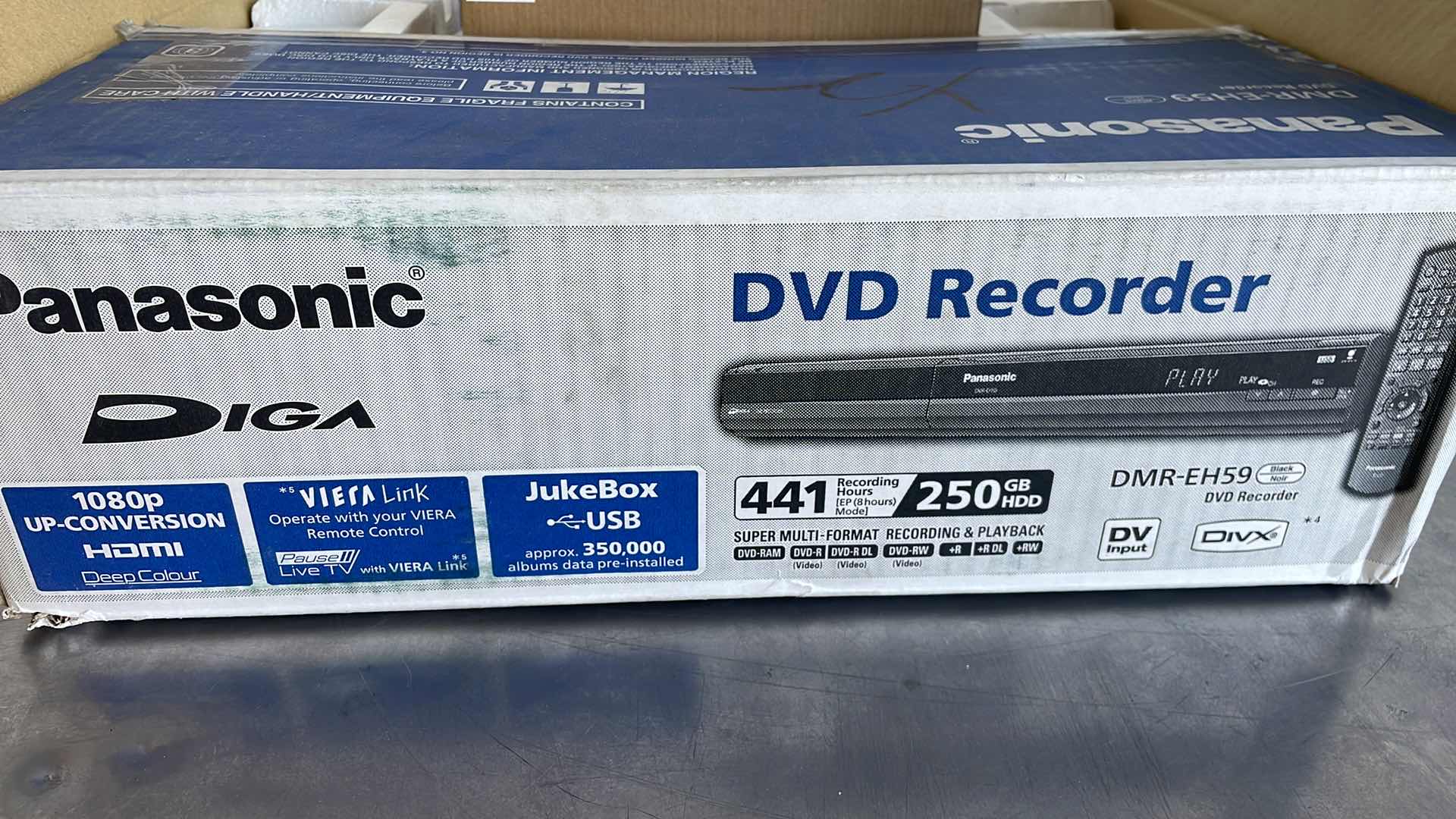 Photo 1 of PANASONIC DVD RECORDER DMR-EH59