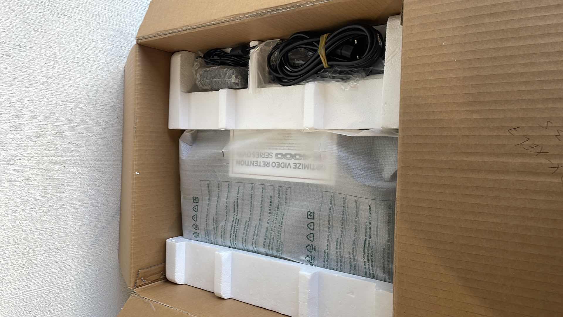 Photo 5 of PELCO DIGITAL VIDEO RECORDER DX 4104 SERIES