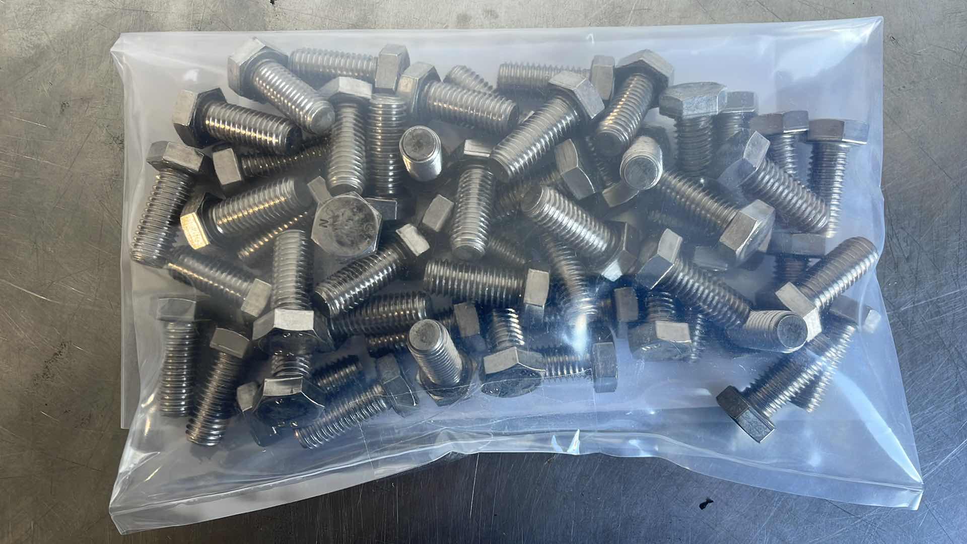 Photo 2 of 1/2-13 x 1-1/4" NICKEL ALLOY BOLTS (50)