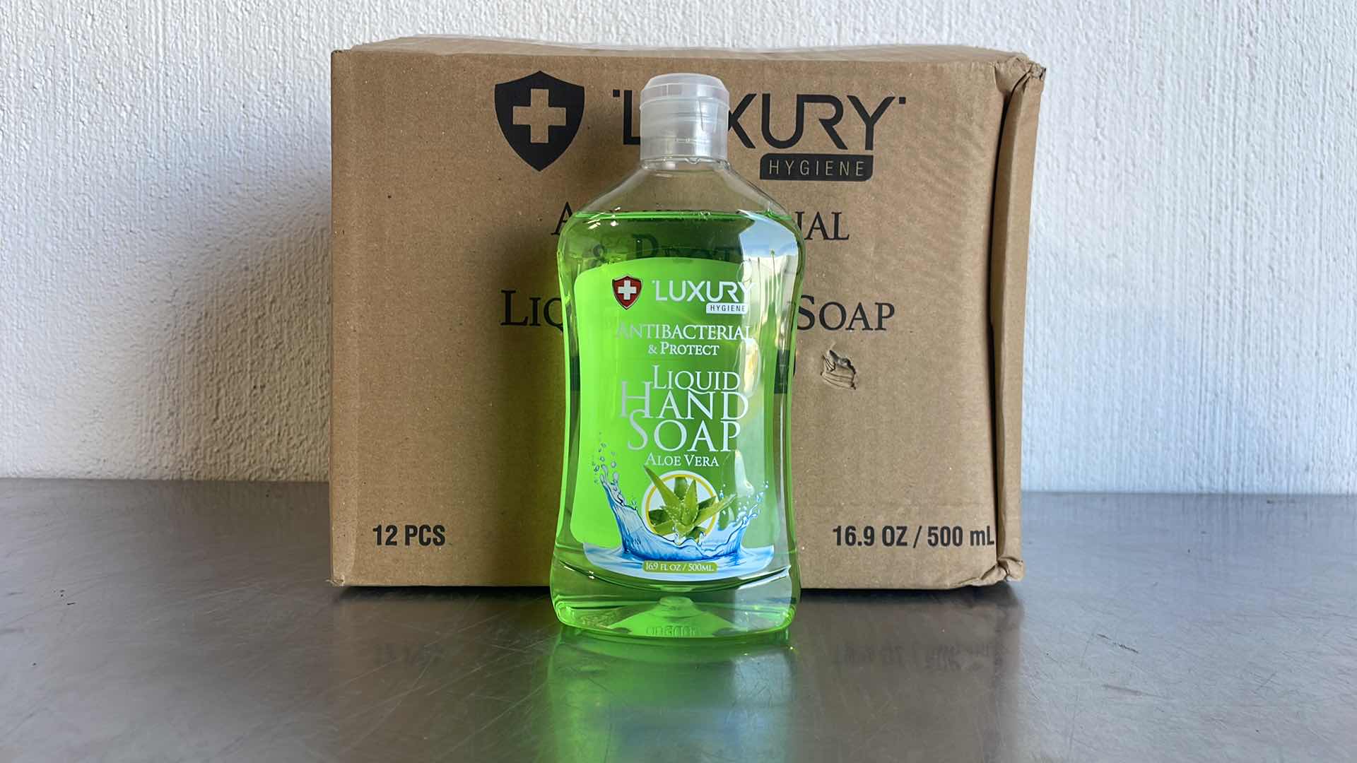 Photo 1 of LUXURY ANTIBACTERIAL LIQUID HAND SOAP ALOE VERA 12-16.9FL OZ