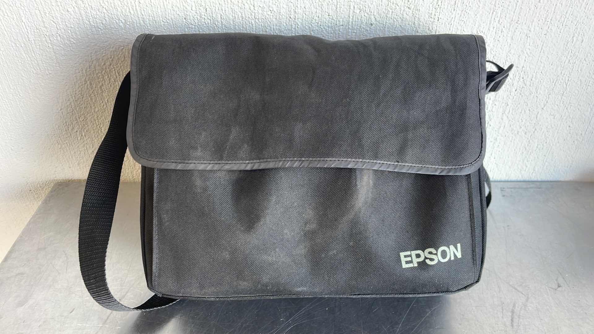 Photo 5 of EPSON WXGA LCD PROJECTOR MODEL H310A WITH CASE