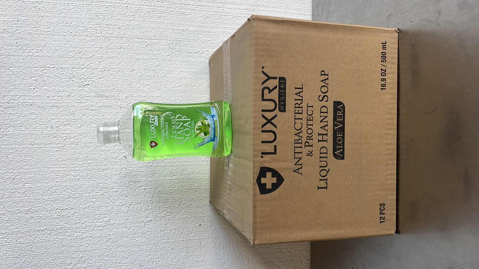 Photo 1 of LUXURY ANTIBACTERIAL LIQUID HAND SOAP ALOE VERA 12-16.9FL OZ