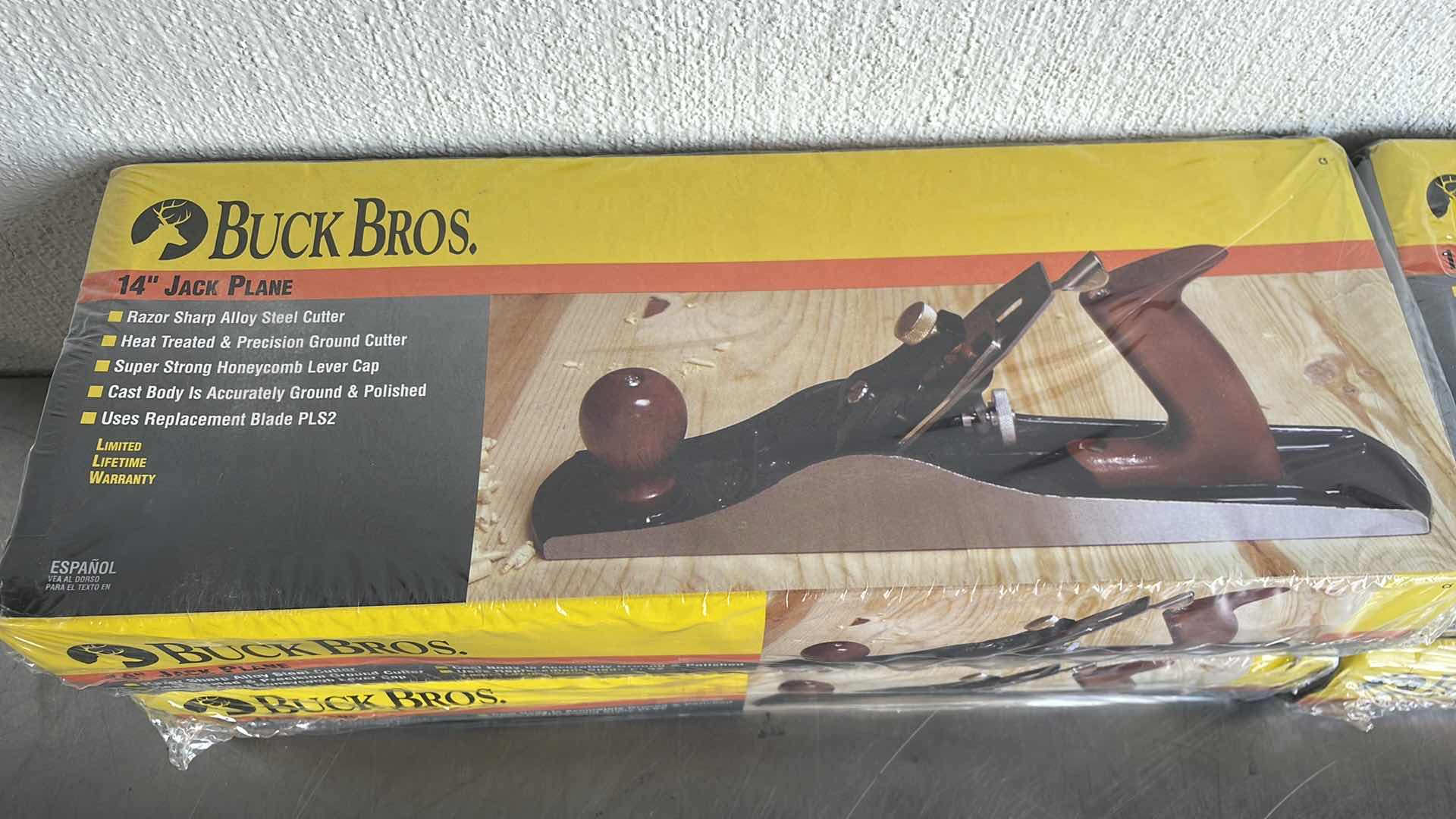 Photo 2 of BUCK BROS. 14 INCH 14" JACK PLANE NO. 5 2" CUTTER 14" BASE (4) FACTORY SEALED