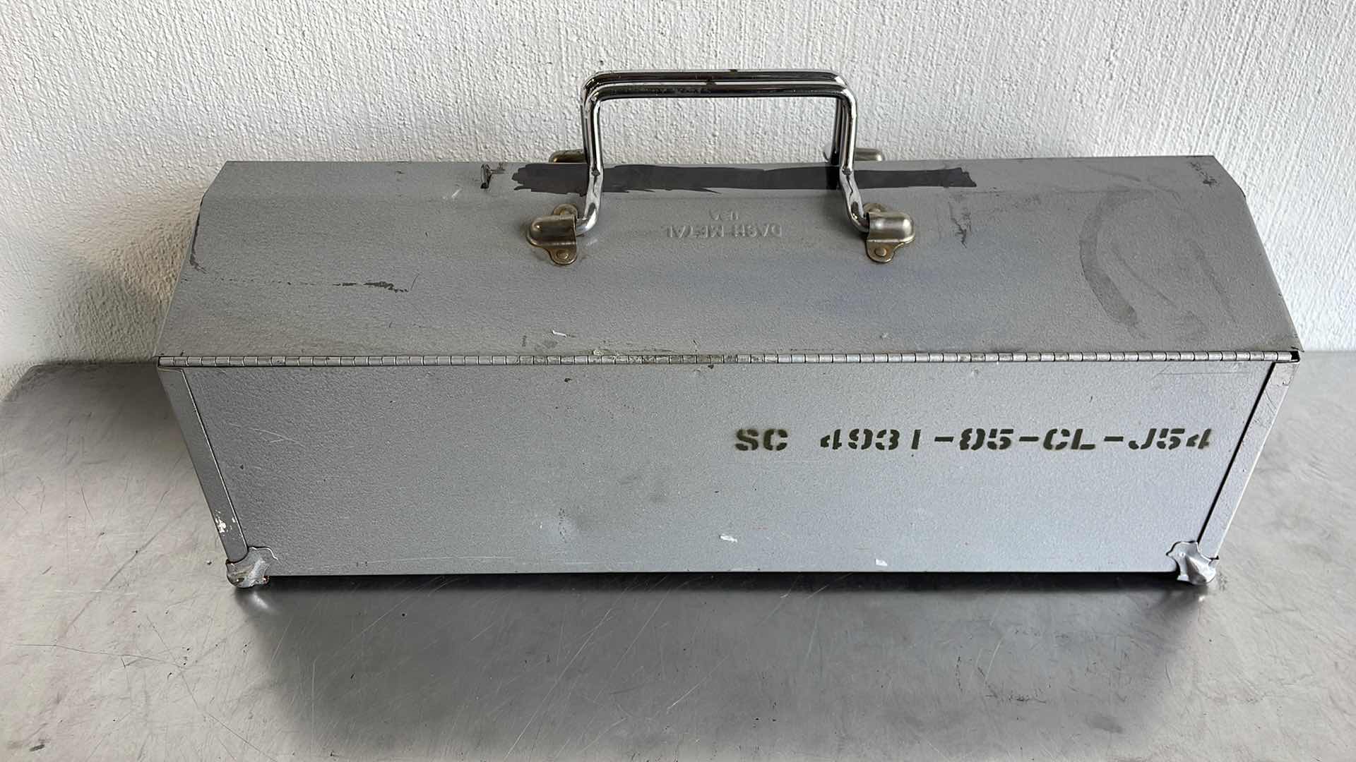 Photo 4 of METAL DASH USA TOOL BOX 21” X 9” X 8”