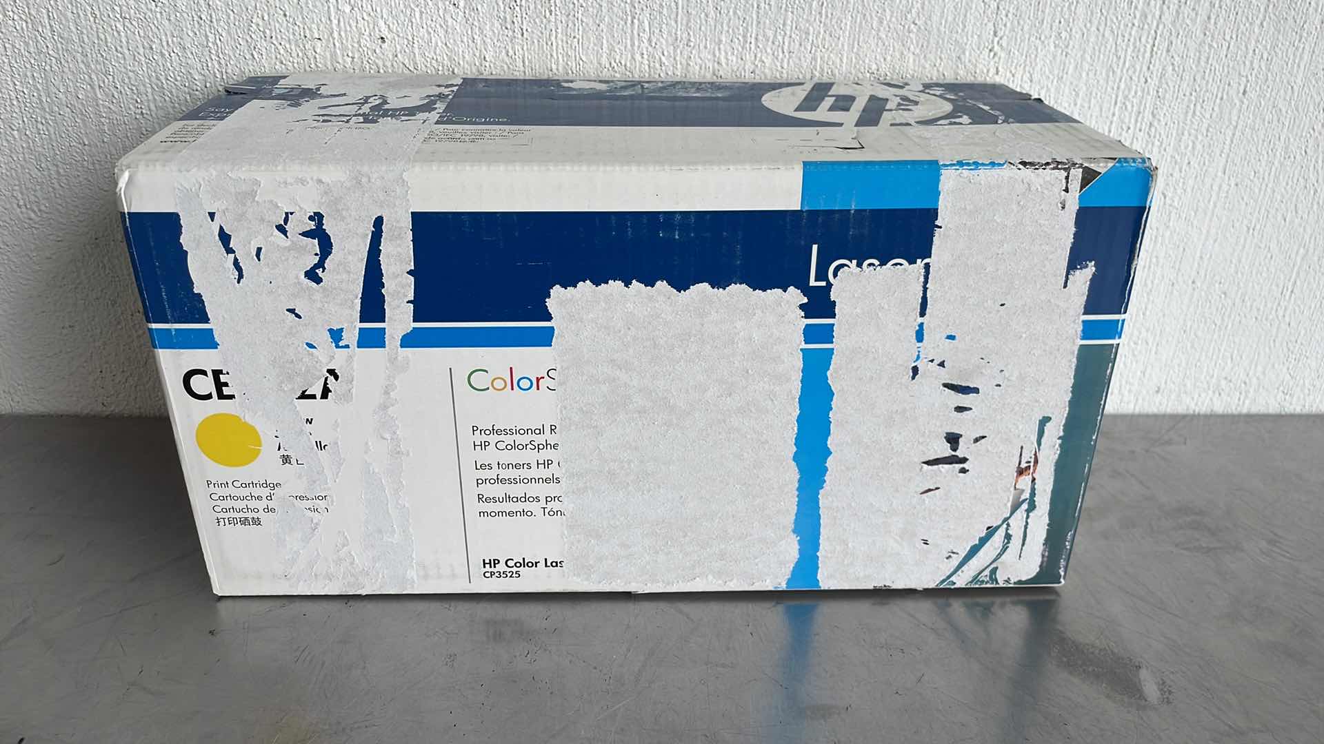 Photo 1 of HP 504A LJCP3525 YELLOW TONER