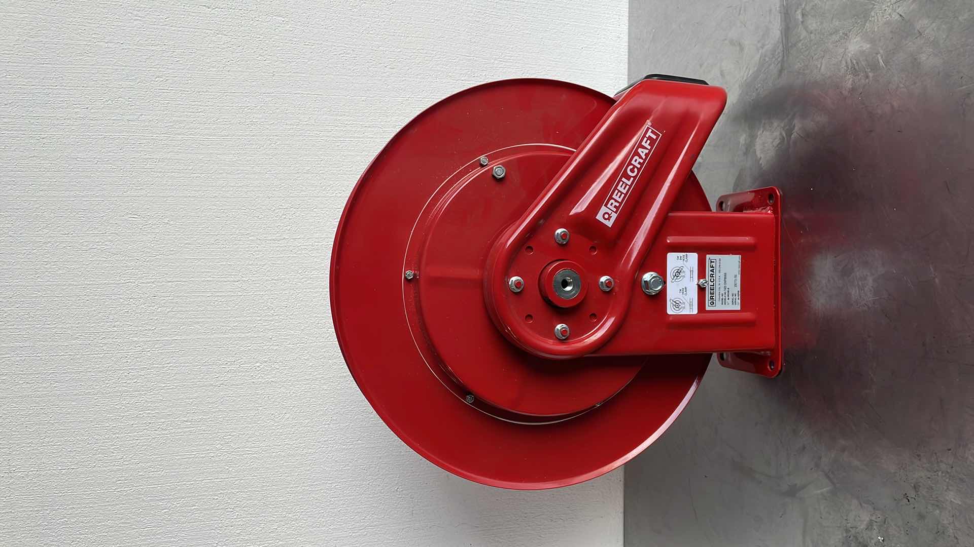 Photo 1 of REELCRAFT 7400 OHP 1/4 IN. X 50 FT. PREMIUM DUTY HOSE REEL 