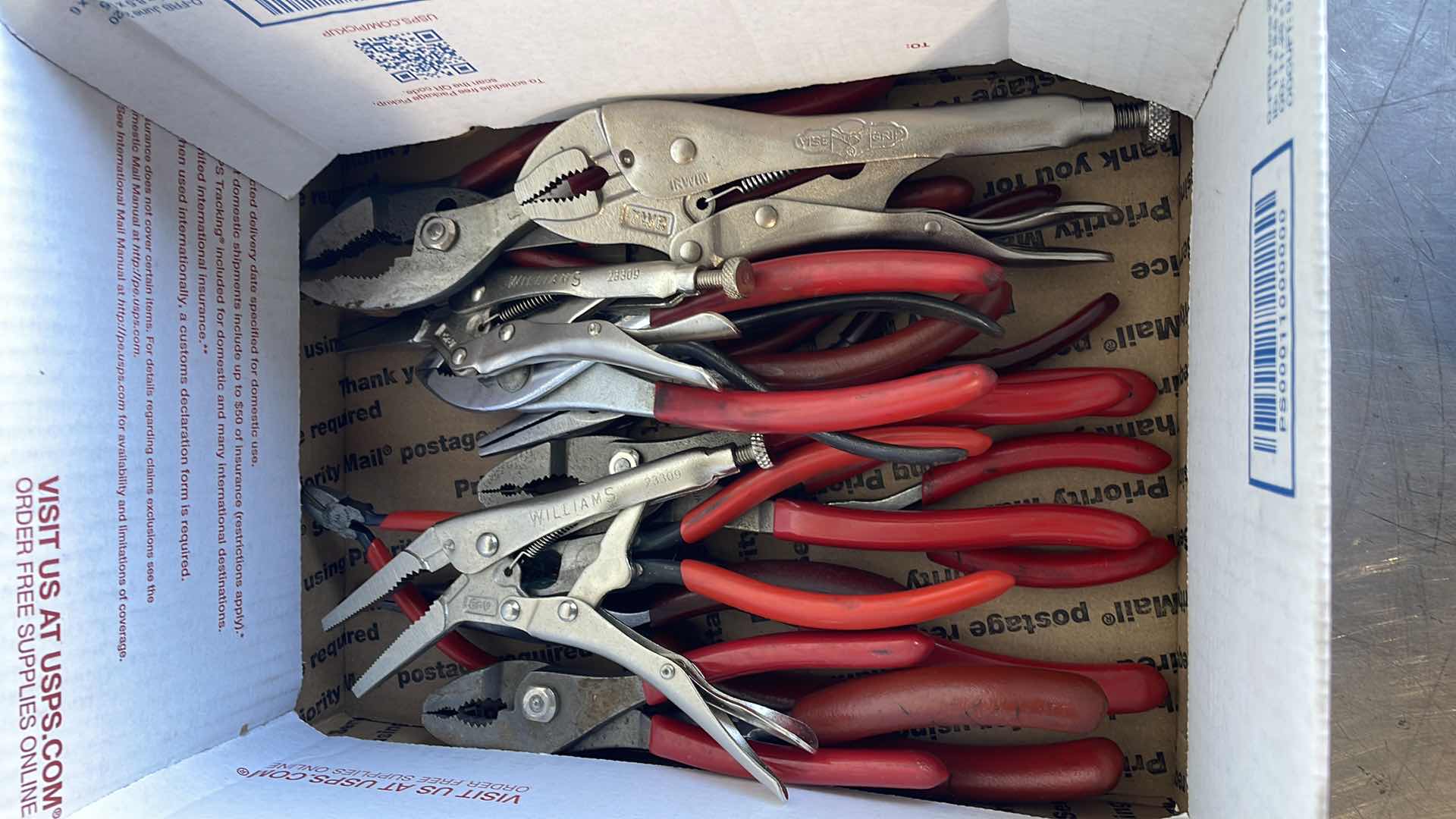 Photo 1 of PLIERS VARIETY