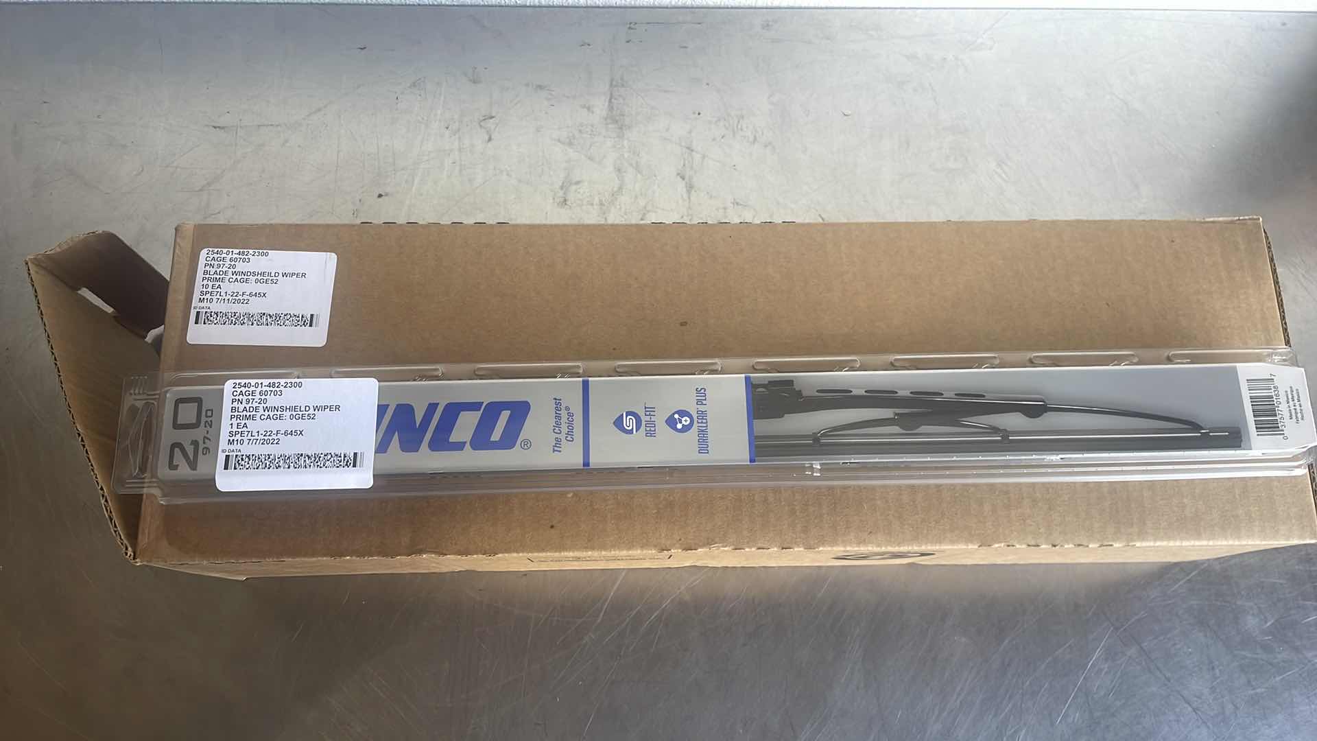 Photo 1 of ANCO 97-20 - ANCO 97-SERIES WIPER BLADE 20'' (10)