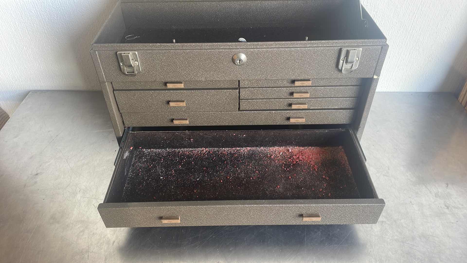 Photo 7 of KENNEDY TOOL BOX 20” X 9” X 13”