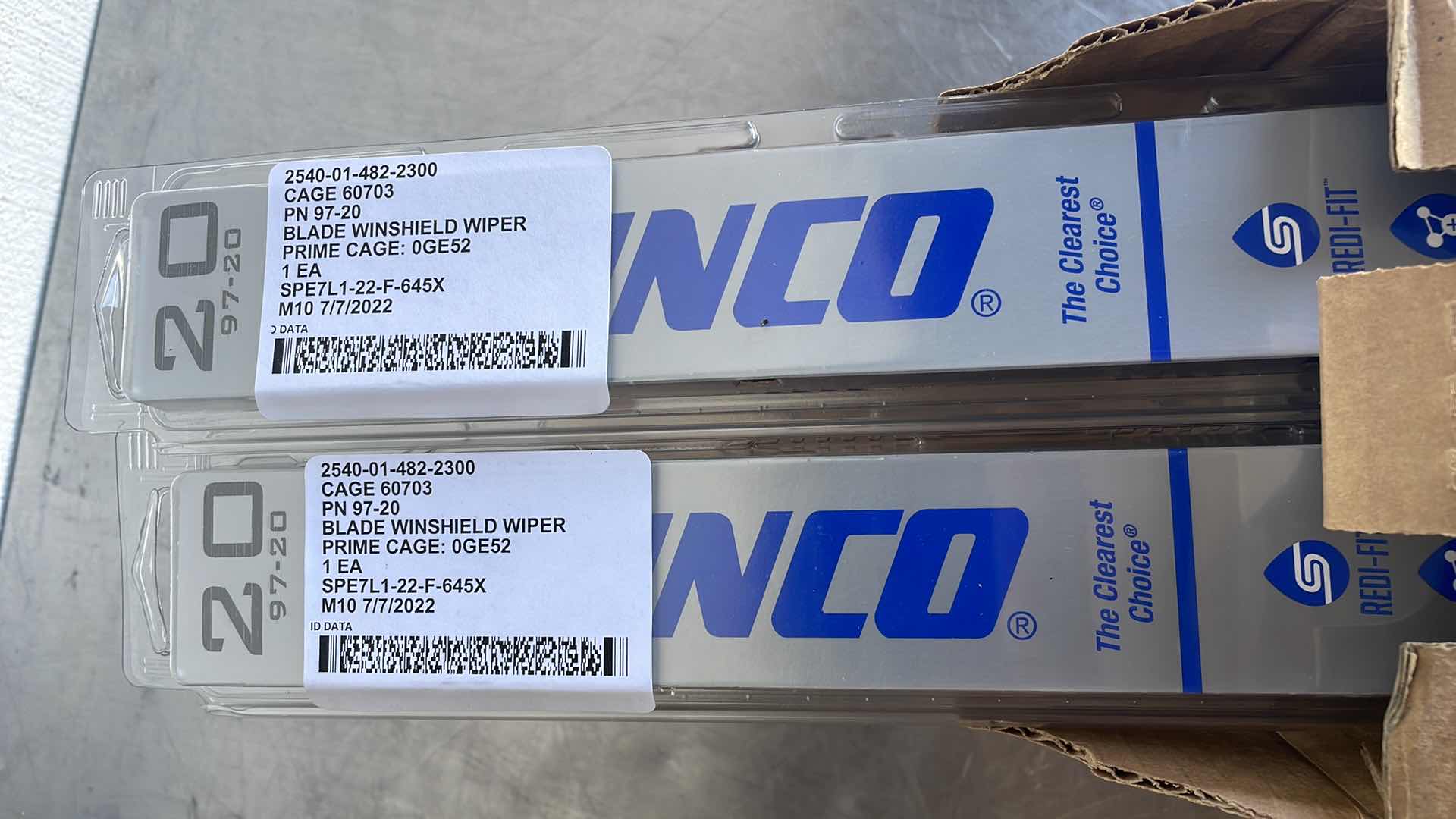 Photo 3 of ANCO 97-20 - ANCO 97-SERIES WIPER BLADE 20'' (10)