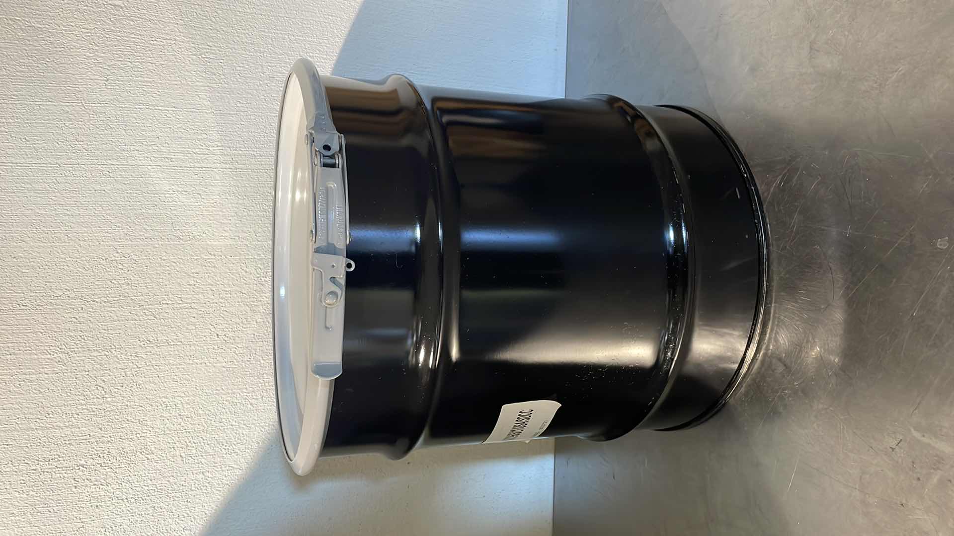 Photo 1 of 8 GALLON STEEL DRUM, OPEN HEAD, UN RATED, QUICK LEVER LID