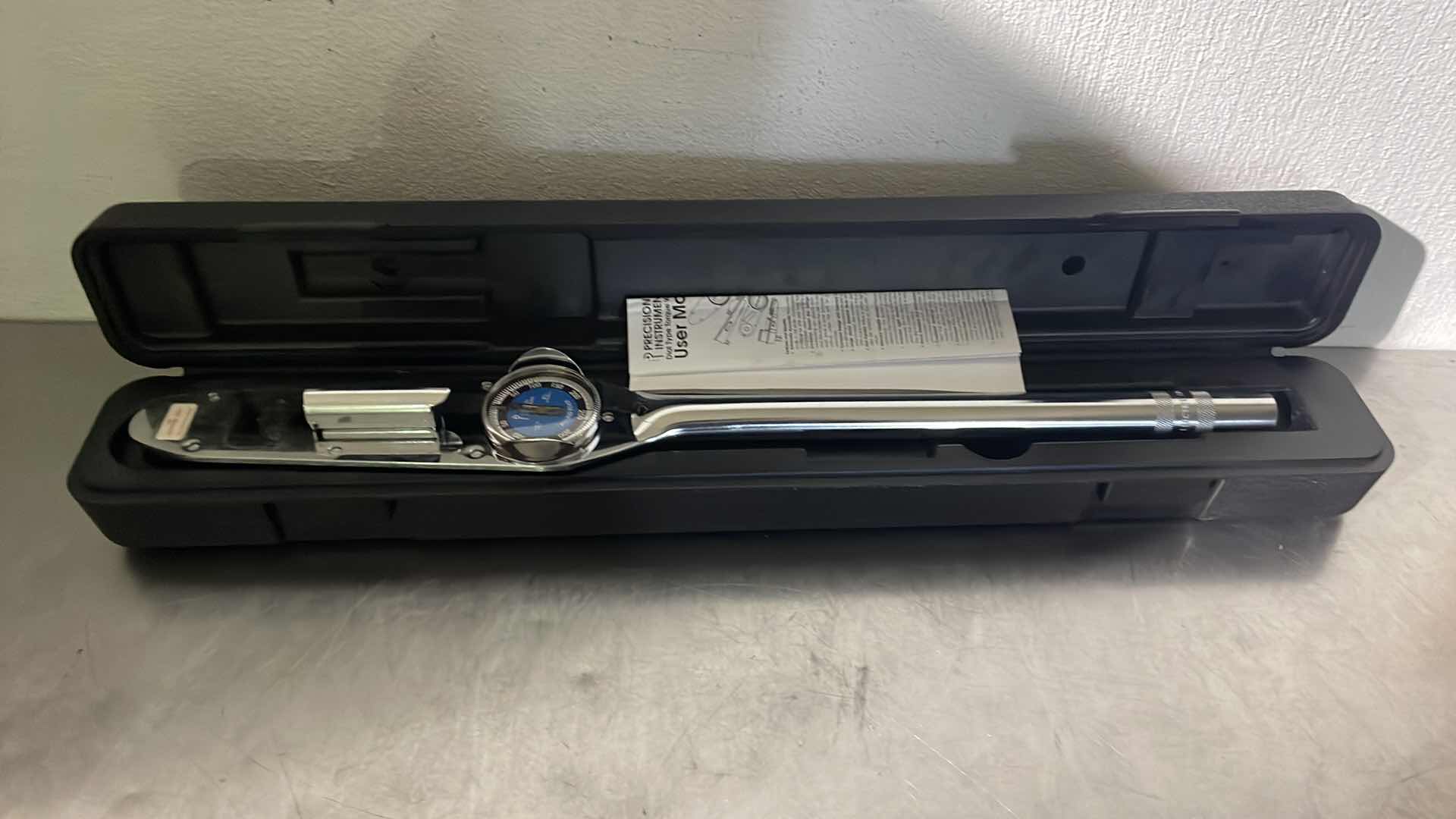 Photo 1 of PRECISION INSTRUMENTS DIAL TYPE 1/2” DRIVE TORQUE WRENCH D3F250FL