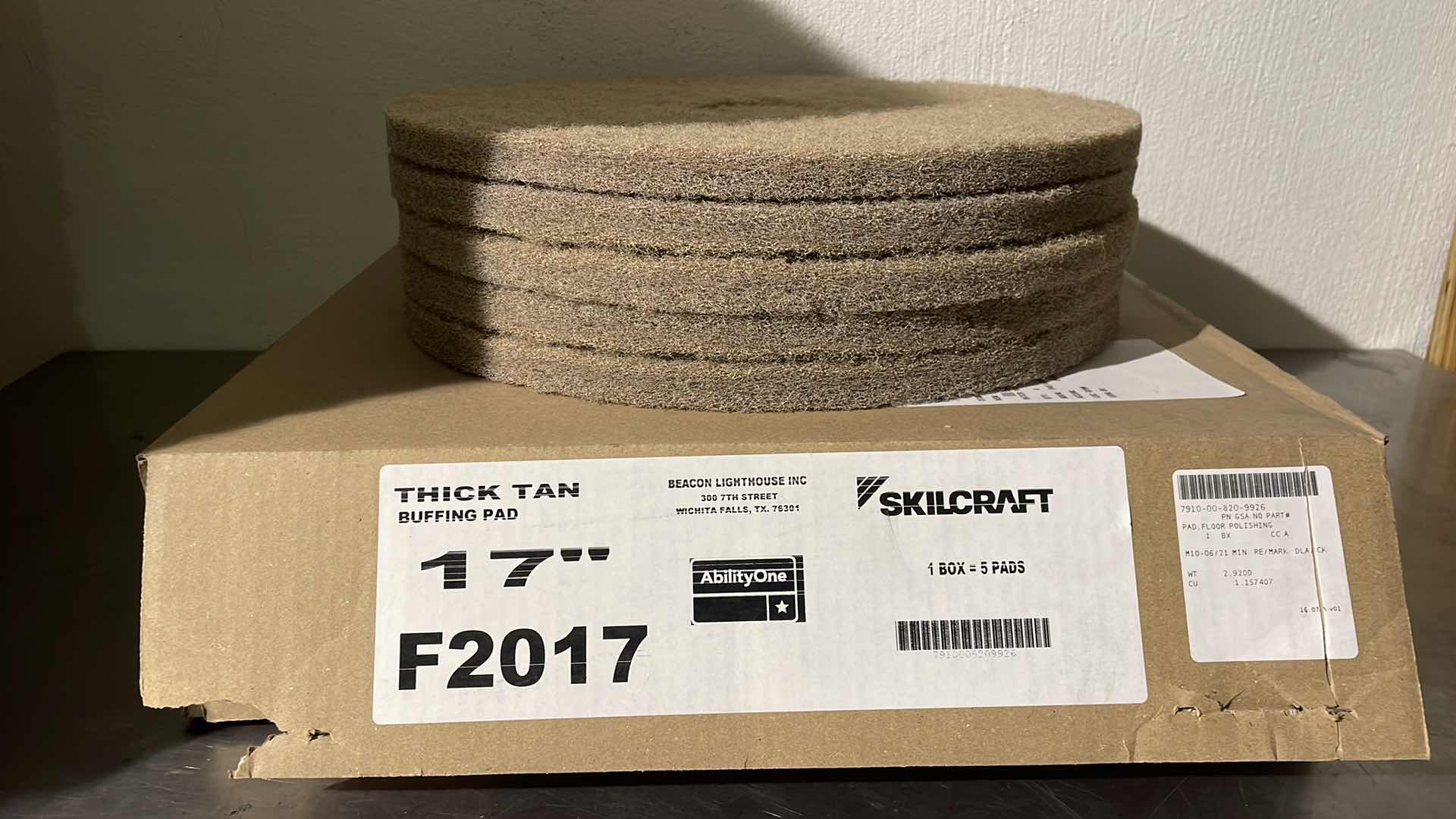 Photo 1 of SKILCRAFT 17” THICK TAN BUFFING PAD F2017 (5 PER BOX)