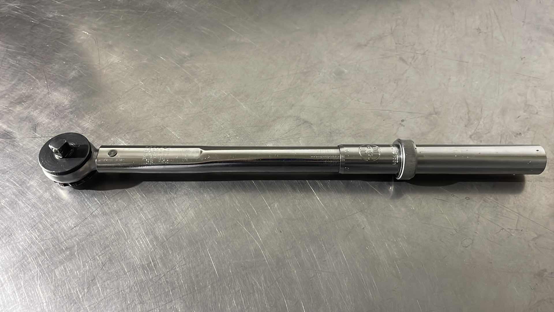 Photo 2 of JO-LINE 750RA 3/8" DRIVE
CLICK-TYPE TORQUE WRENCH
150-750 IN-LB