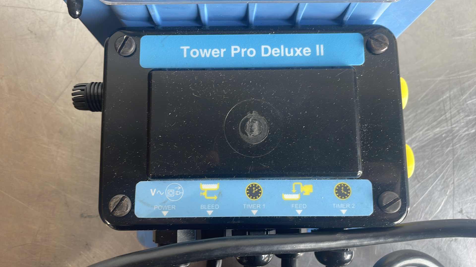 Photo 5 of LMI DC4500-11FS TOWER PRO
DELUXE II PUMP CONDUCTIVITY
CONTROLLER 120V