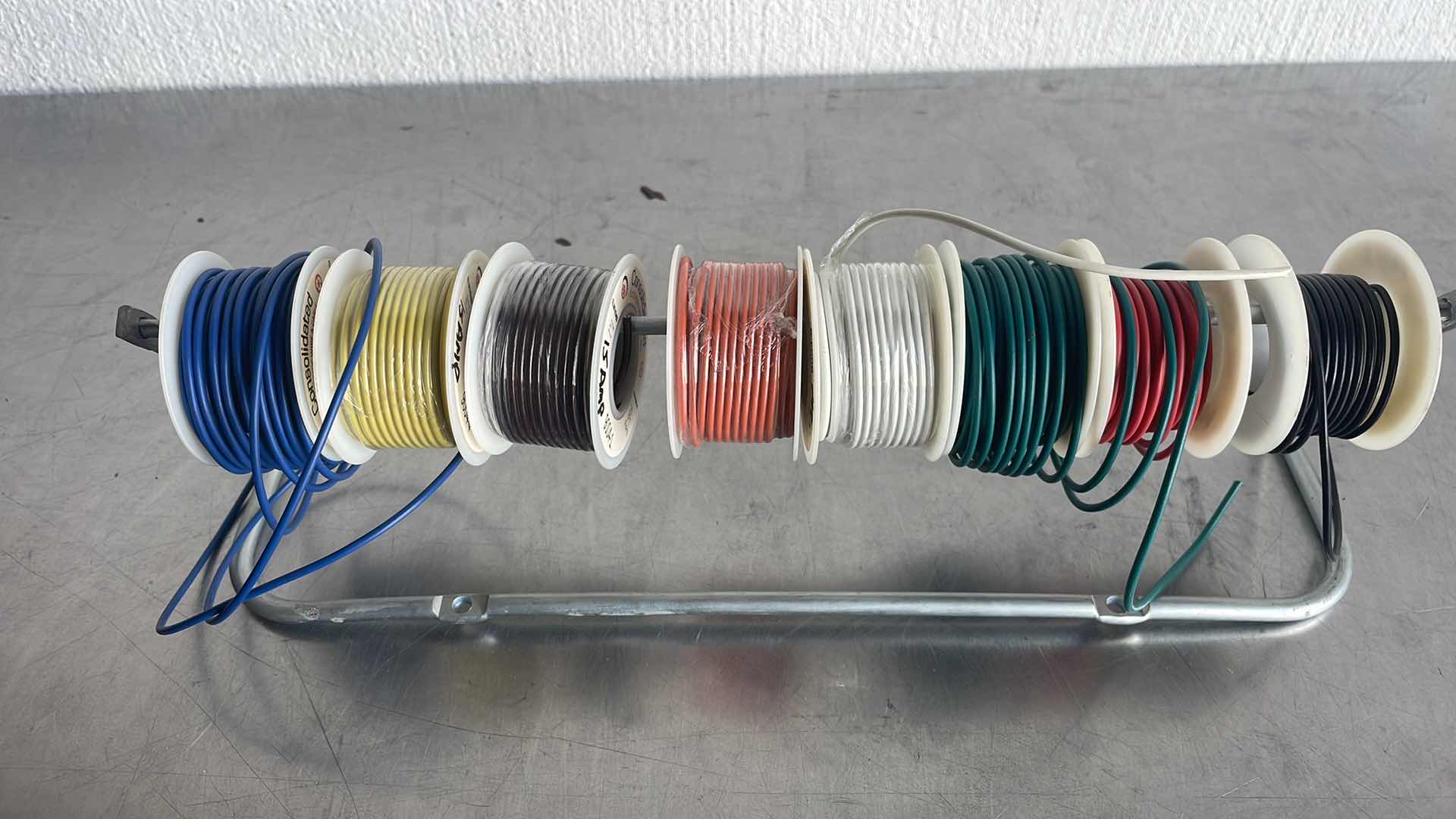 Photo 1 of NTE ELECTRONICS WRK22-25 PRE-LOADED WIRE DISPENSER