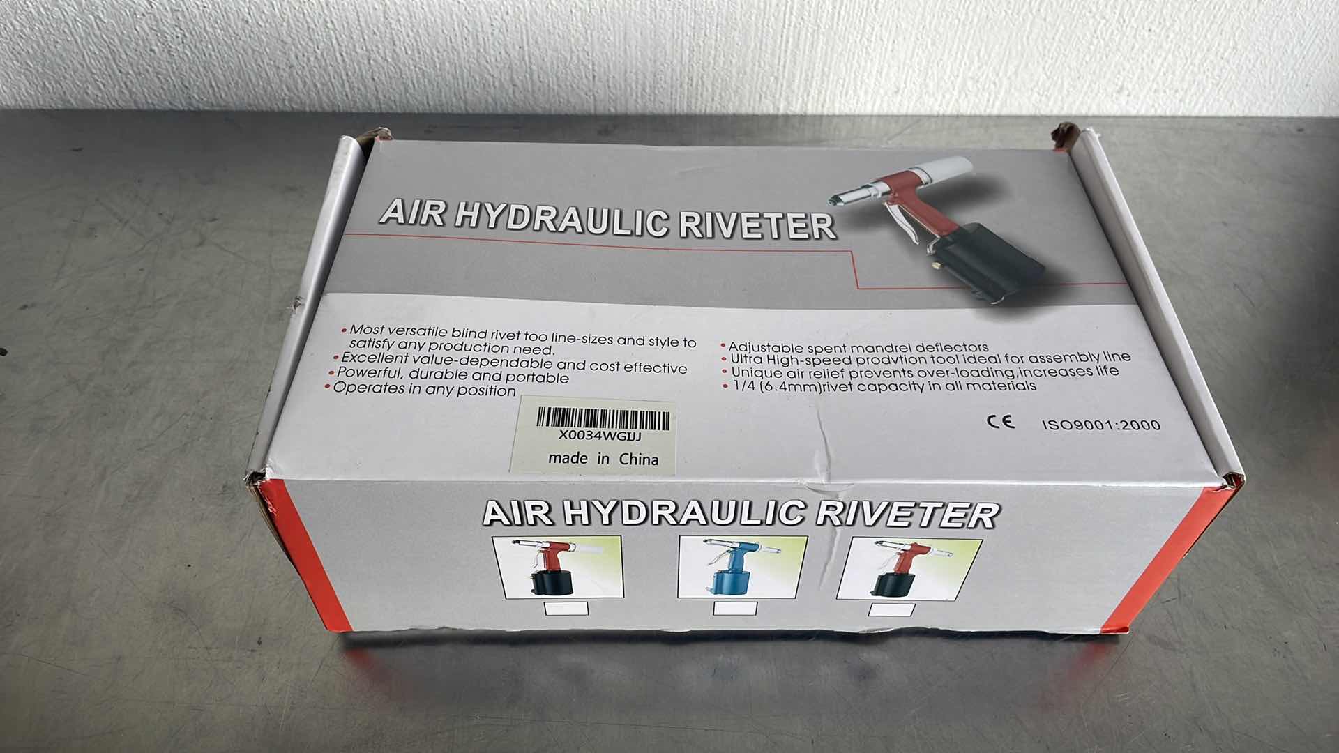 Photo 1 of AIR HYDRAULIC RIVETER