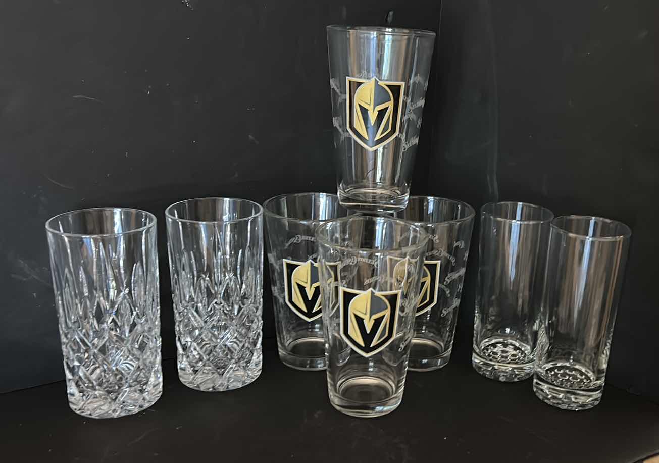 Photo 1 of 8 GLASSES - CRYSTAL AND 4 GOLDEN KNIGHTS