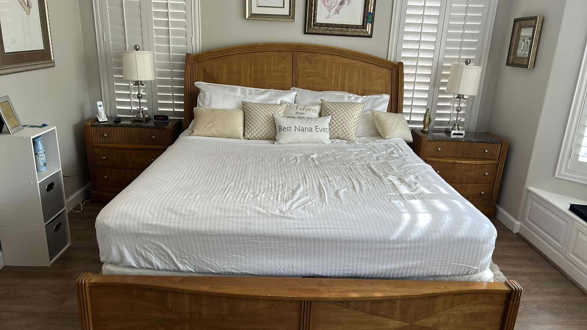 Photo 2 of CALLEZIONE EUROPA WOOD KING BED FRAME 80“ x 99“