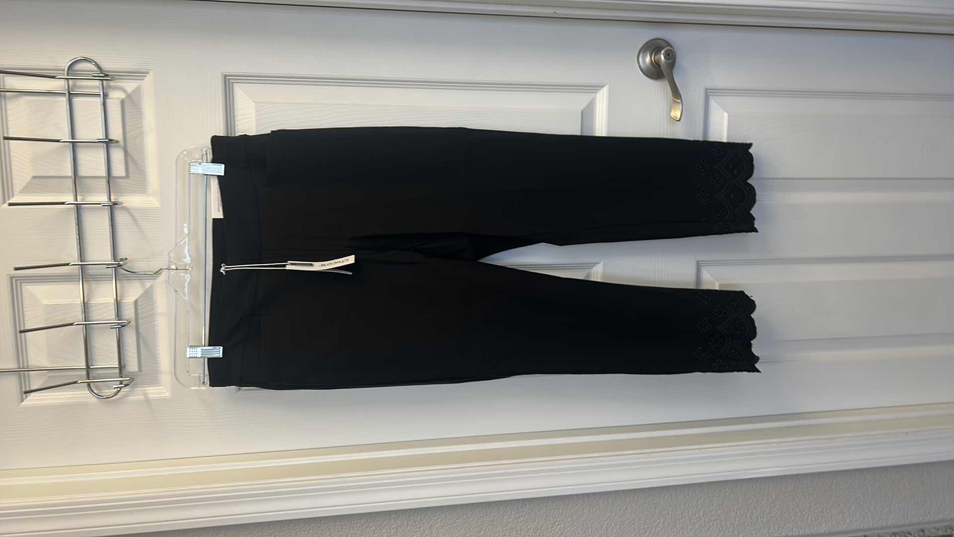 Photo 5 of NEW CHICOS SO SLIMMING WOMENS BLACK PANTS SIZE 4