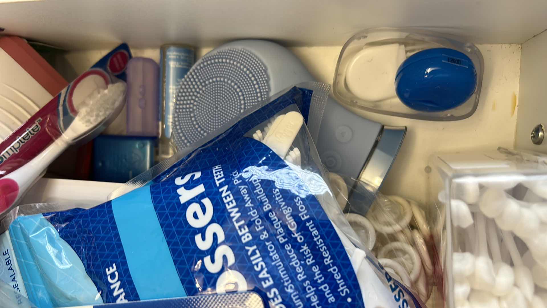 Photo 3 of CONTENTS OF PULL OUT DRAWER - ORAL CARE