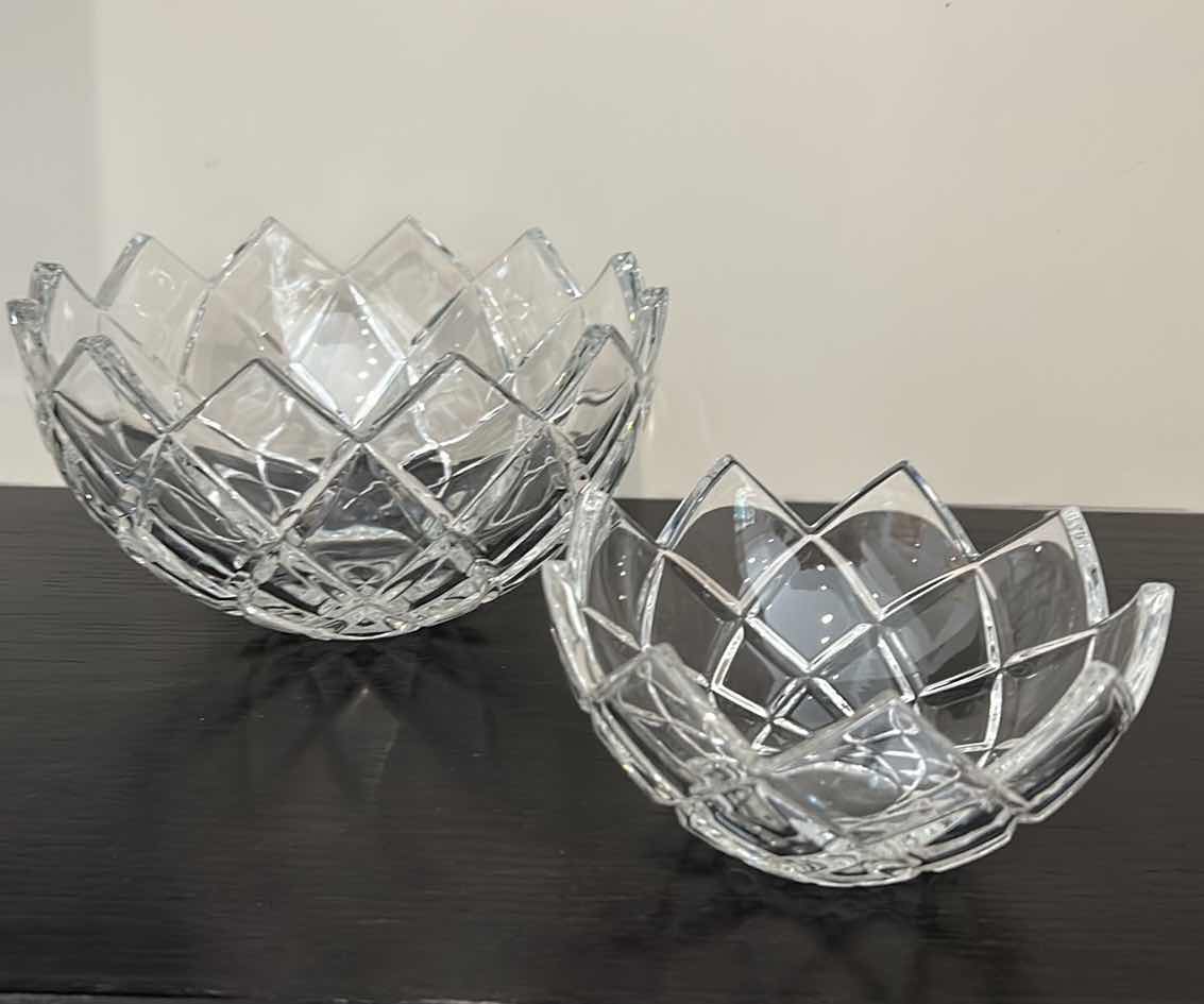 Photo 1 of 2 CRYSTAL BOWLS LARGEST 8.5”